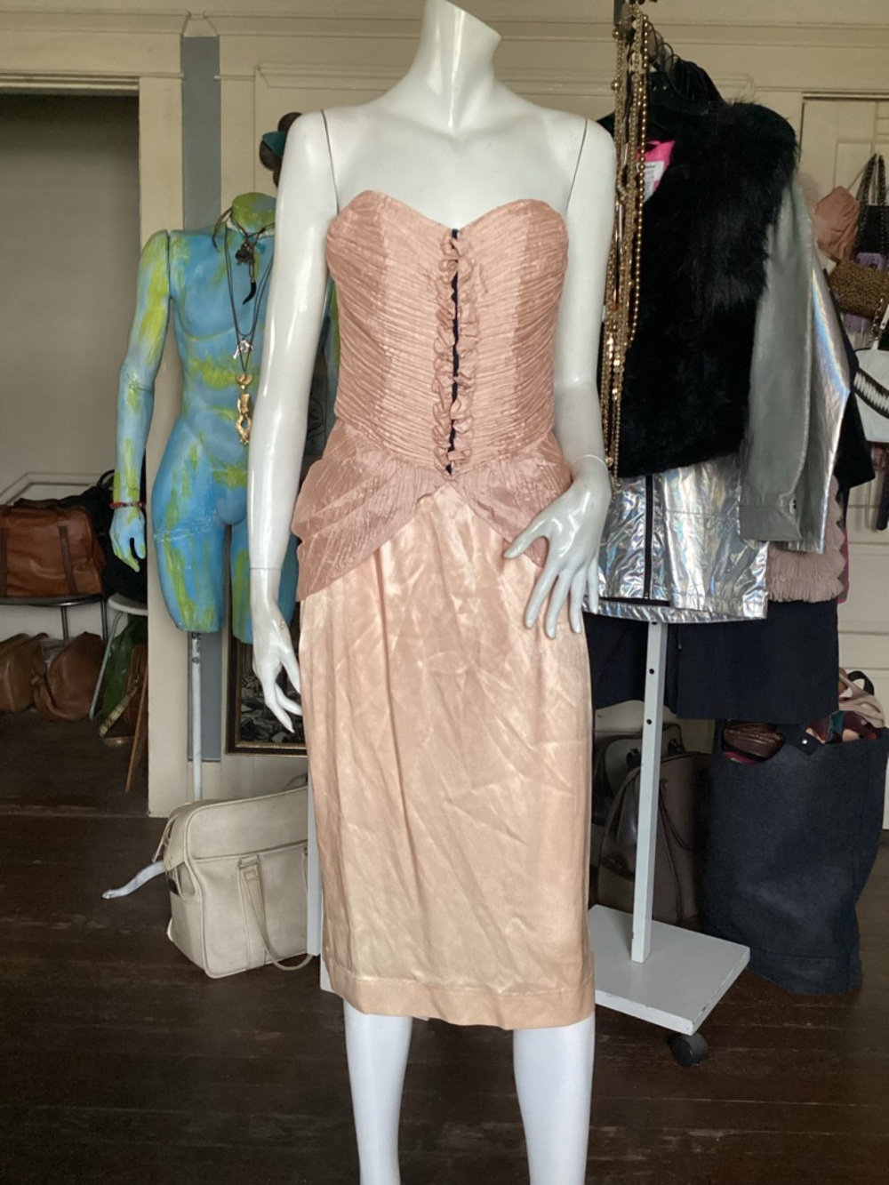 Vintage B B Collections blush strapless